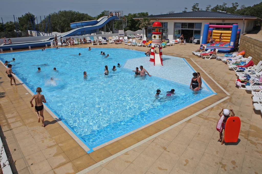 Camping Apv L'anse Des Pins Oléron Services