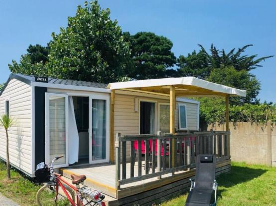Mobilheim Belle Île VIP 26.10 m² 2 Zimmer mit überdachte Terrasse
