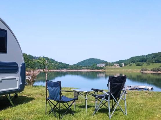 Stellplatz Privilège (mit Aussicht und direktem Zugang zum See)