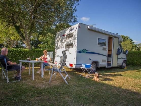 Campingplätze Komfort (Campingplätze + Fahrzeug + Strom 6 Ampere)