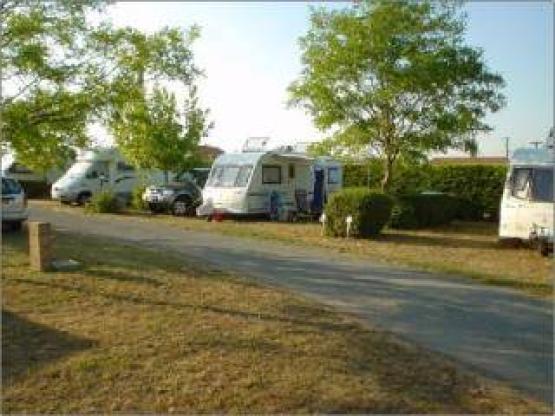 Stellplatz Confort Plus (Strom 10A)