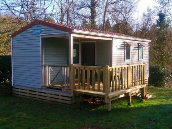 Mobilheim Standard 23 m² (2 Schlanfzimmer) mit Halbüberdachte Terrasse 9 m²