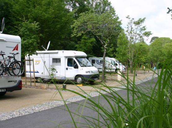 Comfort pakket 1 tot 2 personen met camper + elektriciteit
