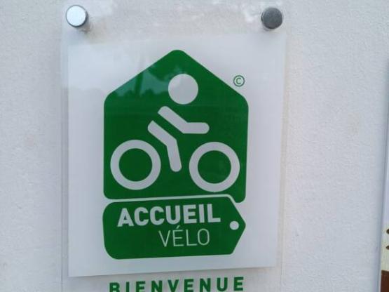 Nacht für Wanderer 1 Person Tarif mit Strom (mit dem Fahrrad oder zu Fuß, ohne Kraftfahrzeug)