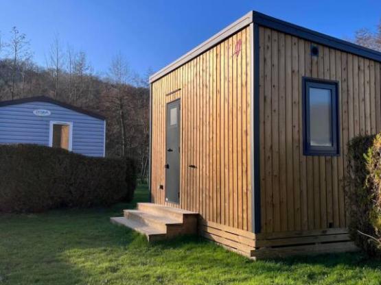 Premium-Stellplatz private Sanitäranlagen - Strom 13 Ampere