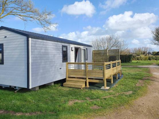 Stacaravan Venézia 2 slaapkamers terras