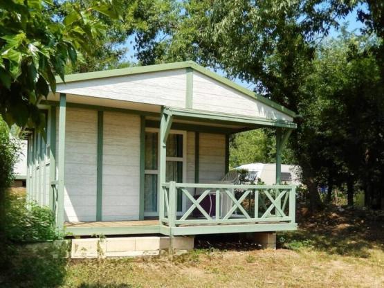 Hütte GECKO Standard 20m² (2 zimmer) + überdachte Terrasse 7m²