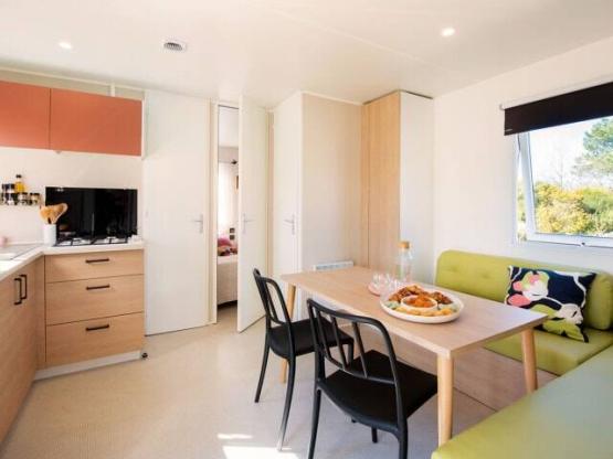 Stacaravan Premium - 28m² (3 slaapkamers + airconditioning + TV +vaatwasser + lakens en handdoeken )