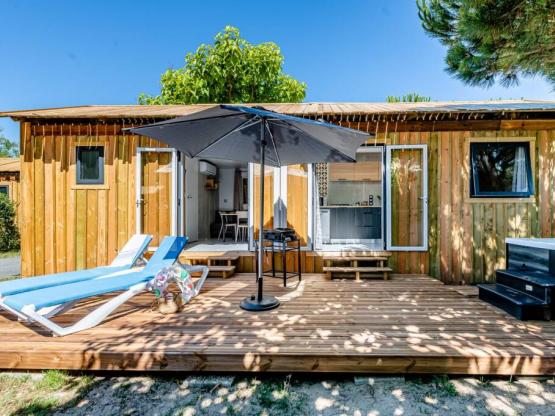 Cabane Luxe 2 Schlaffzimmer / 2 Badezimmer/ Jacuzzi