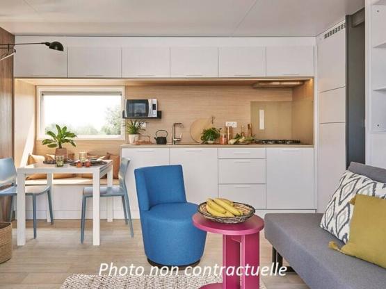 Mobilheim Taos 35m² (2 Zimmer 2 Badesaal) + Terrasse Am Rande des Teiches