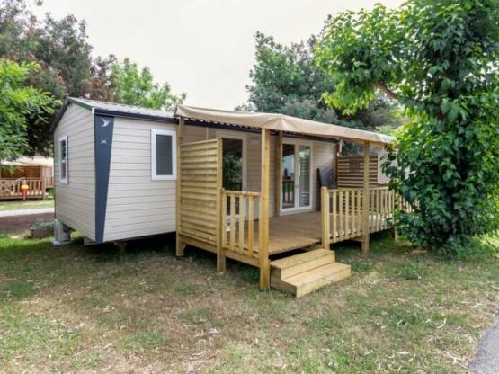 Mobil Home Le PRADET überdachte Terrasse