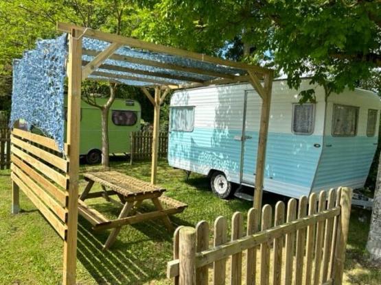 Wohnwagen Zuckerwatte Vintage