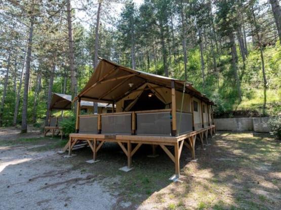 Lodge Insolite Pinède 46m² - 2 Zimmer + überdachte Terrasse +  Plancha -