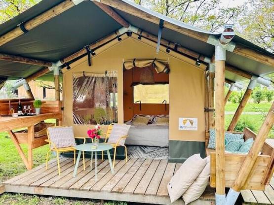 Zelt Biwak, Besondere Unterkünfte Natur 2p.