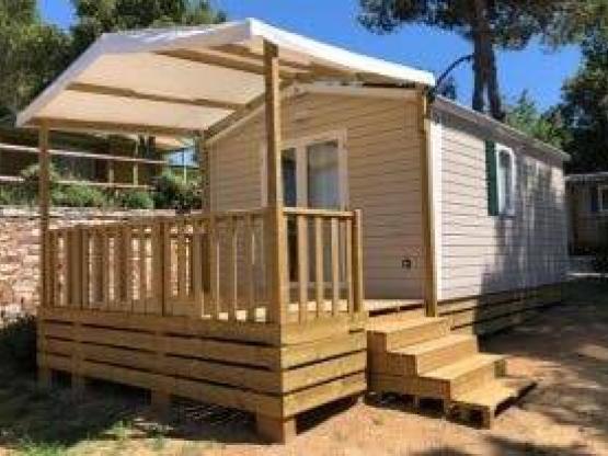 Mobilhome Confort+ 30 m² (2 chambres) (1 à 5 et 5 à 10 ans) 4/6 pers **