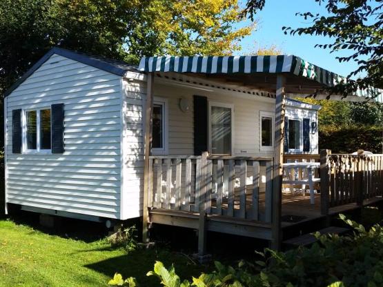 Mobilheim Confort 28m² - 2 Schlafzimmer - überdachte Terrasse -
