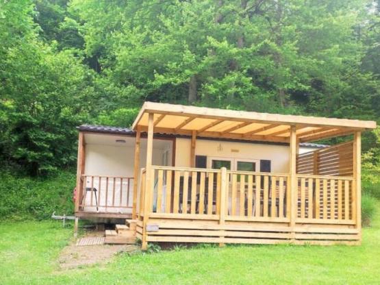 Mobilheim Confort COSY 23m² - 2 Schlafzimmer  - Halbüberdachte Terrasse 17m² + BBQ - D/M