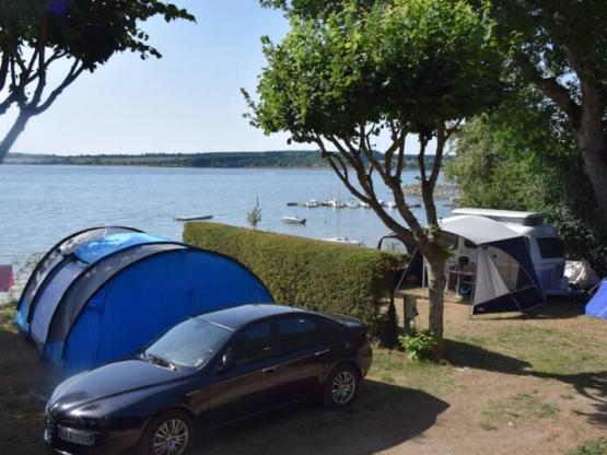 Kompfortplatz ohne P. "1. Zeile Seeblick"