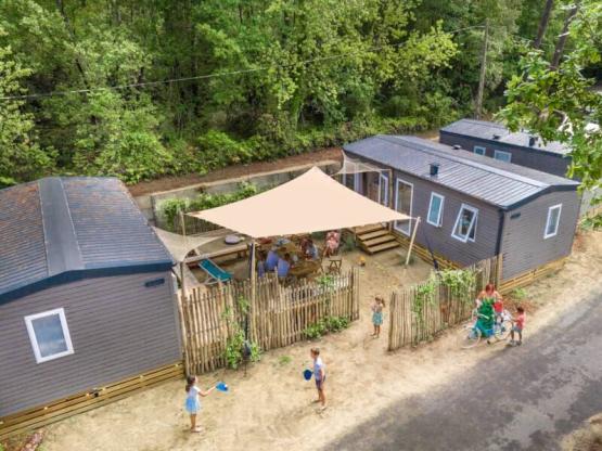 Mobilheim Tribu 5sz | PREMIUM 56m²- überd. terrasse- 2 badezimmer - TV - GS - Plancha - Gratis WLAN