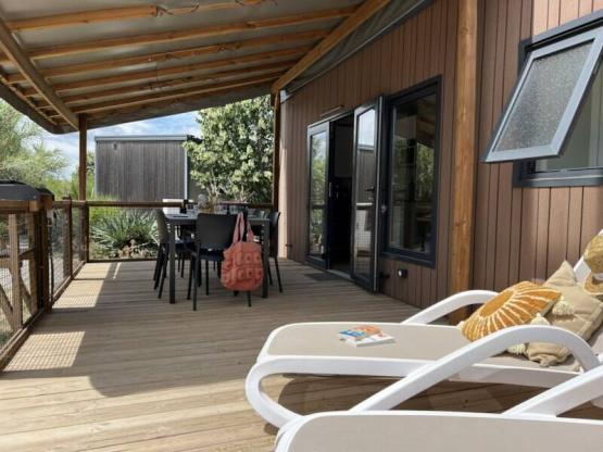 Homeflower Premium 35 m² 3 Schlafzimmer + Terrasse 21m² + TV + LV +Klimaanlage+ plancha