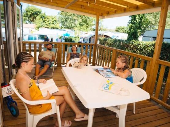 Mobilheim Caraïbes mit Klimaanlage 2 Zimmer