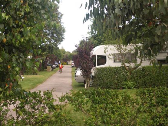 Grösser Stellplatz 130m²