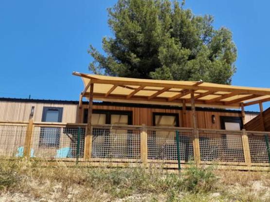 Premium 3 Familienzimmer 40m² (10.8mx4.2m), + KLIMAANLAGE + GESCHIRRSPÜLMASCHINE + GAS PLANCHA + TV