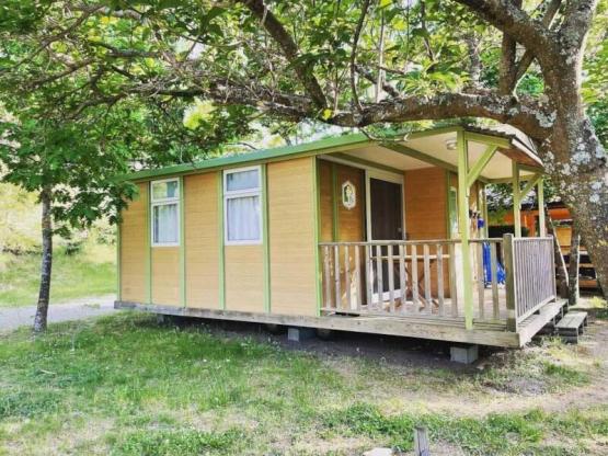 Chalet Confort Acacia 2 bedrooms close swimmingpool - 25m2 + 10 m2 terrasse couverte