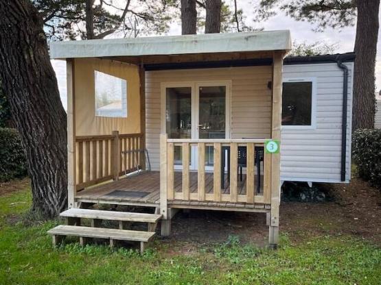 Mobilheim Classique - 20m²  - 1 Schlafzimmer - überdachte Terrasse 9m²