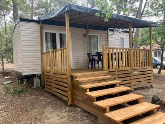 Mobilhome RHONEA- 2 Schlafzimmer + TV + optionale Klimaanlage (2 Erwachsene + 2 Kinder)