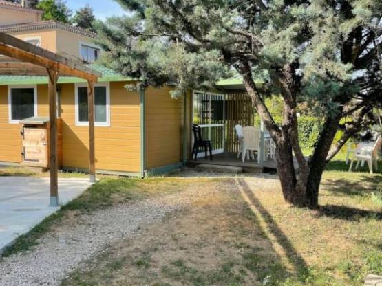 CHALET CORNAS -32m2- 2 bedrooms 6 single beds