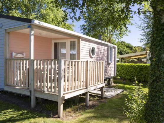 Standaard stacaravan 26m² - 2 slaapkamers - half overdekt terras - TV