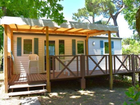 Mobilheim Premium 31m² - 3 Schlafzimmer + Terrasse + Klimaanlage