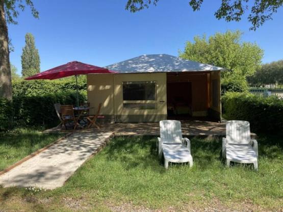 Zeltbungalow CARAIBES (behindertengerecht) - 2 Schlafzimmer -