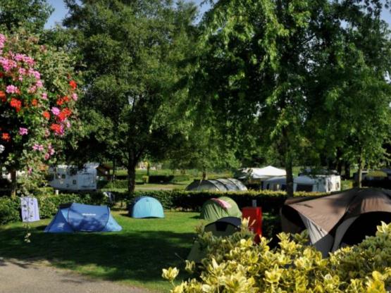 Stellplatz + 1 Auto oder Wohnmobil  -