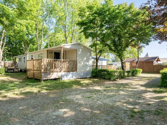 Mobilheim Stamm - 2 Schlafzimmer - 30 m² - kleine Terrasse -