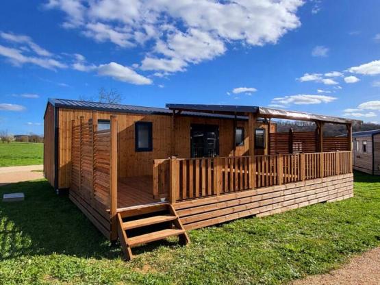 Cottage Premium Martel 4 ch. - TV - CLIM - LV - 2 SDB