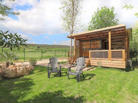 Hütte Moréa 25m² Premium - 2 Zimmer + überdachte Terrasse + Klima - Autofreier Raum