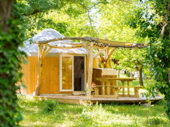 Yourte Family Zen 4 pax - 2 Zimmer - Klimatisiert - ohne Sanitäranlagen