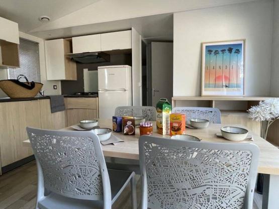 Stacaravan Premium - 35m² - Airconditioning - 3 slaapkamers - groot terras -