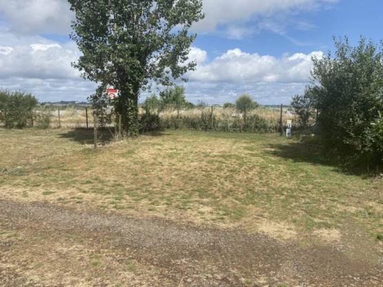 Parcela autocaravana + electricidad