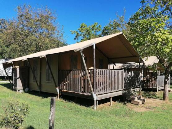 Safari tent 6-person, Air-conditioned