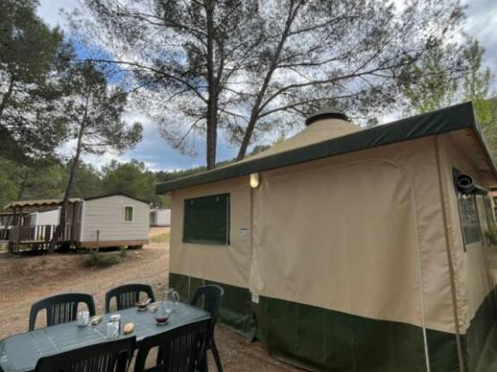 Zeltbungalow Standard 20m² ohne Sanitäranlagen
