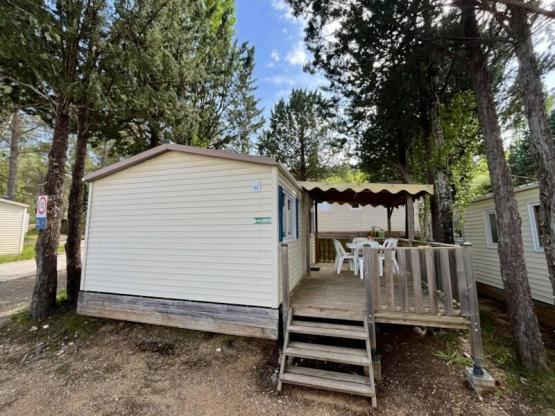 Mobilhome Standard Idéal Petit Malin 21m² Halbüberdachte Terrasse