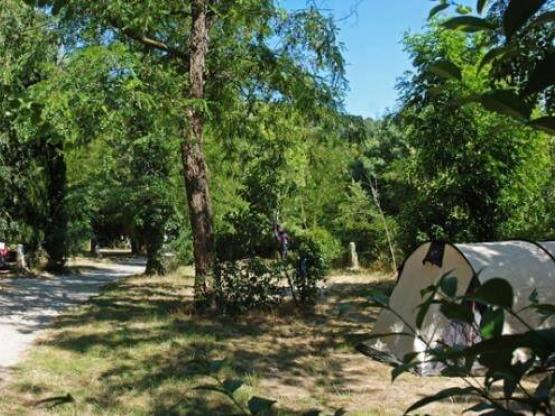 Pauschale: Stellplatz + 1 Fahrzeug + 1 Wohnwagen/Wohnmobil/Zelt