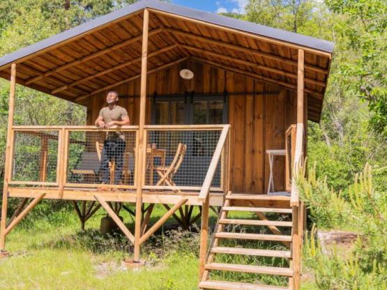 Gemütliches Chalet auf Stelzen