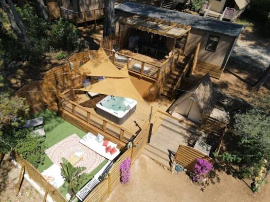 NEU 2024 Cottage CÔTÉ JARDIN (6/8P) PRESTIGE 3BR. 2BAD+ TIPI 2 betten