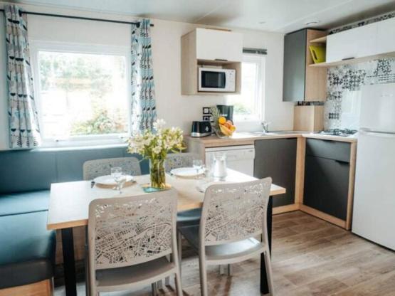 Mobilheim Komfort + 4  Schlafzimmer