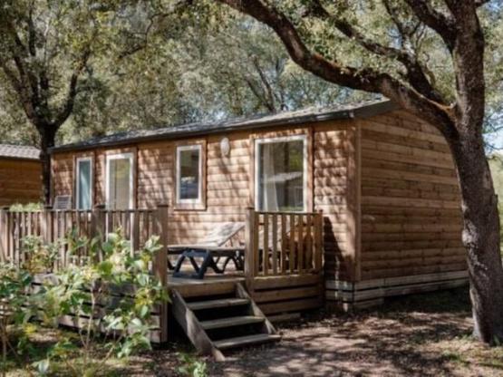 Mobil-home Classic - 28 m² - 3 chambres - TV - Clim - Terrasse surélevée non couverte