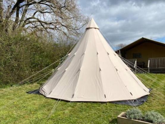 Tipi tent - shared toilets